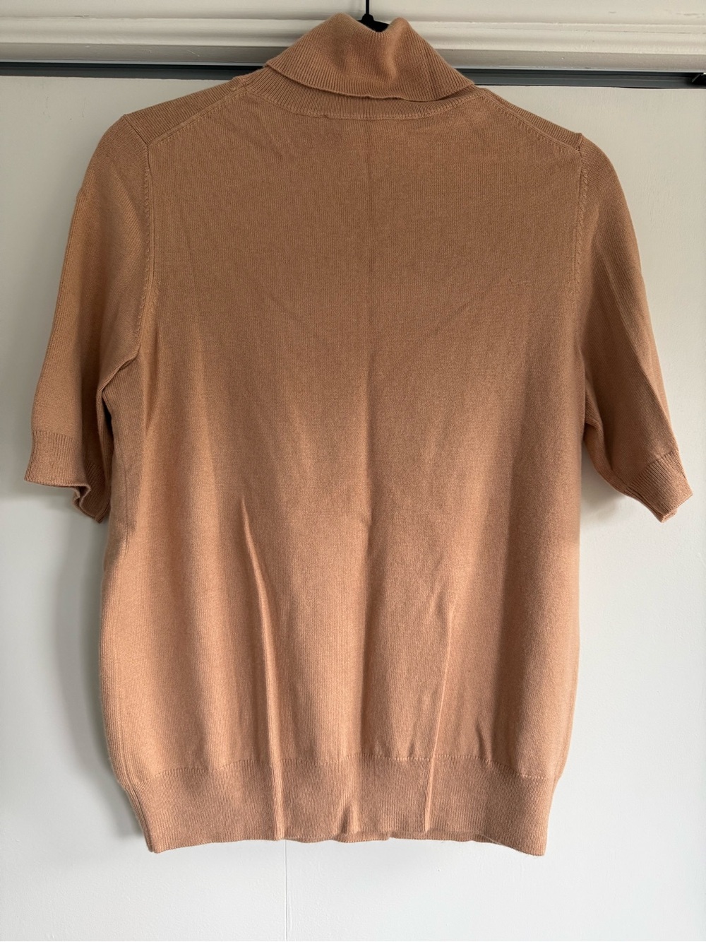 Ann Taylor Camel Turtleneck Sweater Size M Short Sleeve NWOT - Picture 2 of 5